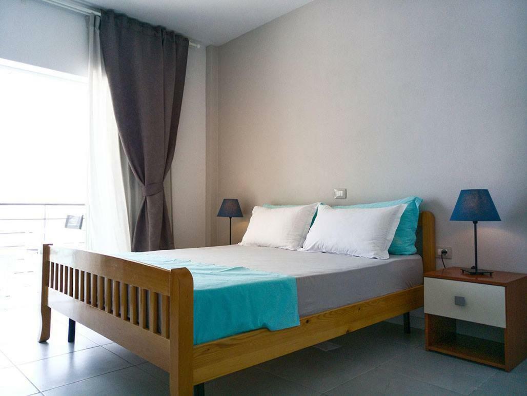 Sunset Boulevard Hotel Κηπαρό Εξωτερικό φωτογραφία